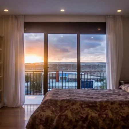 With Heated Pool Three Bedroom * La Mareta