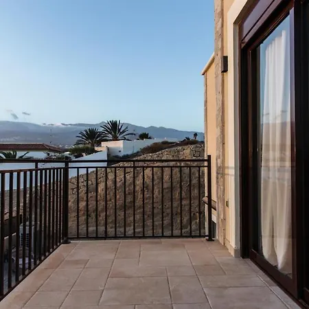 Villa With Heated Pool Three Bedroom
